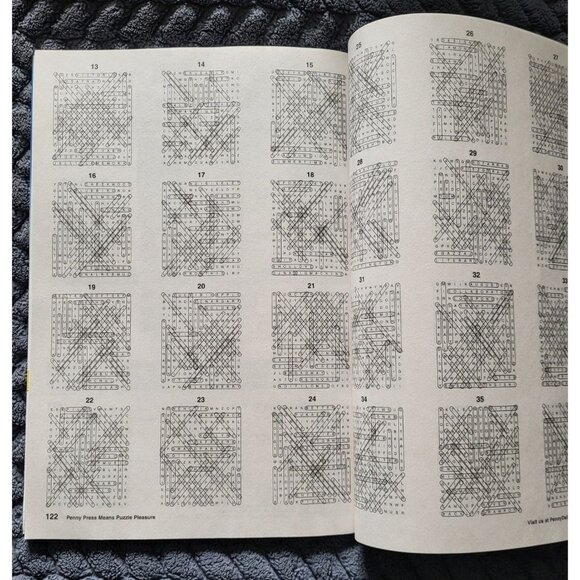 2024 Taylor Swift Special Edition Word Seek Puzzle Book & People Magazine - Picture 5 of 9